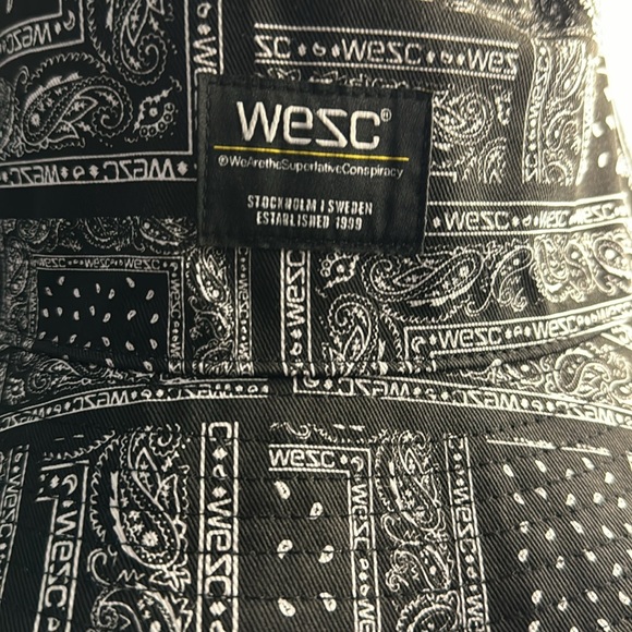WeSC Bucket - Picture 3 of 4